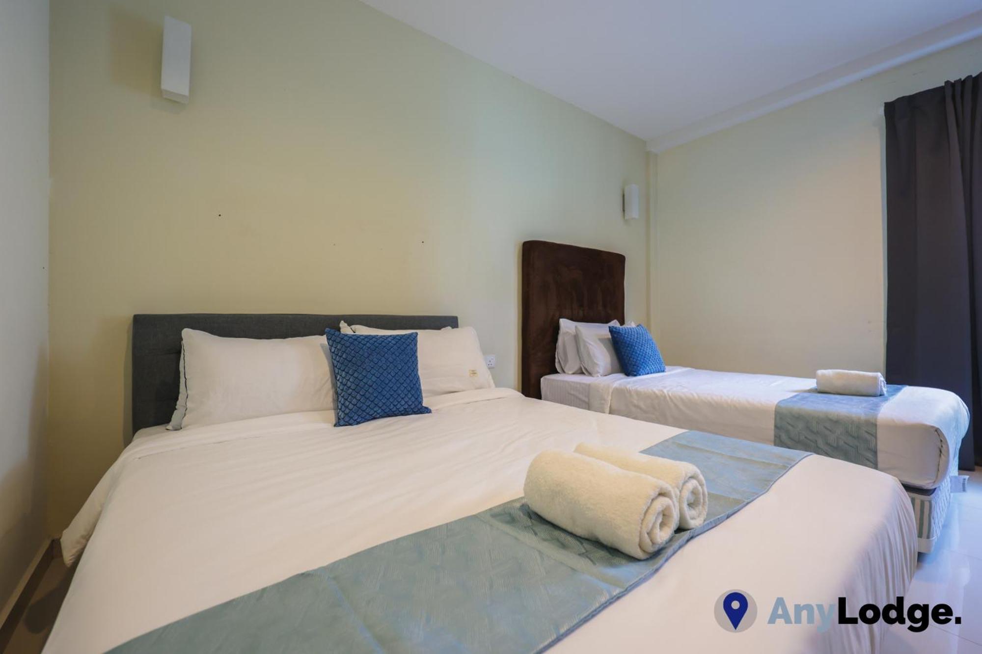Anylodge Waterfront Marina Island Pangkor لومو الغرفة الصورة